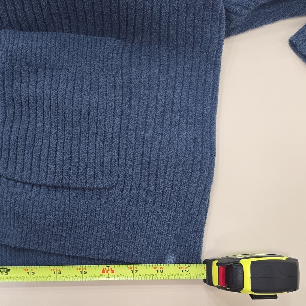 UGG Junipher Cardigan Lite in the color Desert Blue, M, NWT - Picture 10 of 16
